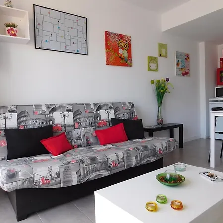 Apartment Pac-man